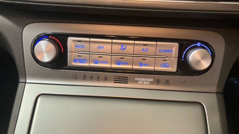 Hyundai KONA 100kW Premium 39kWh 5dr Auto Electric Hatchback